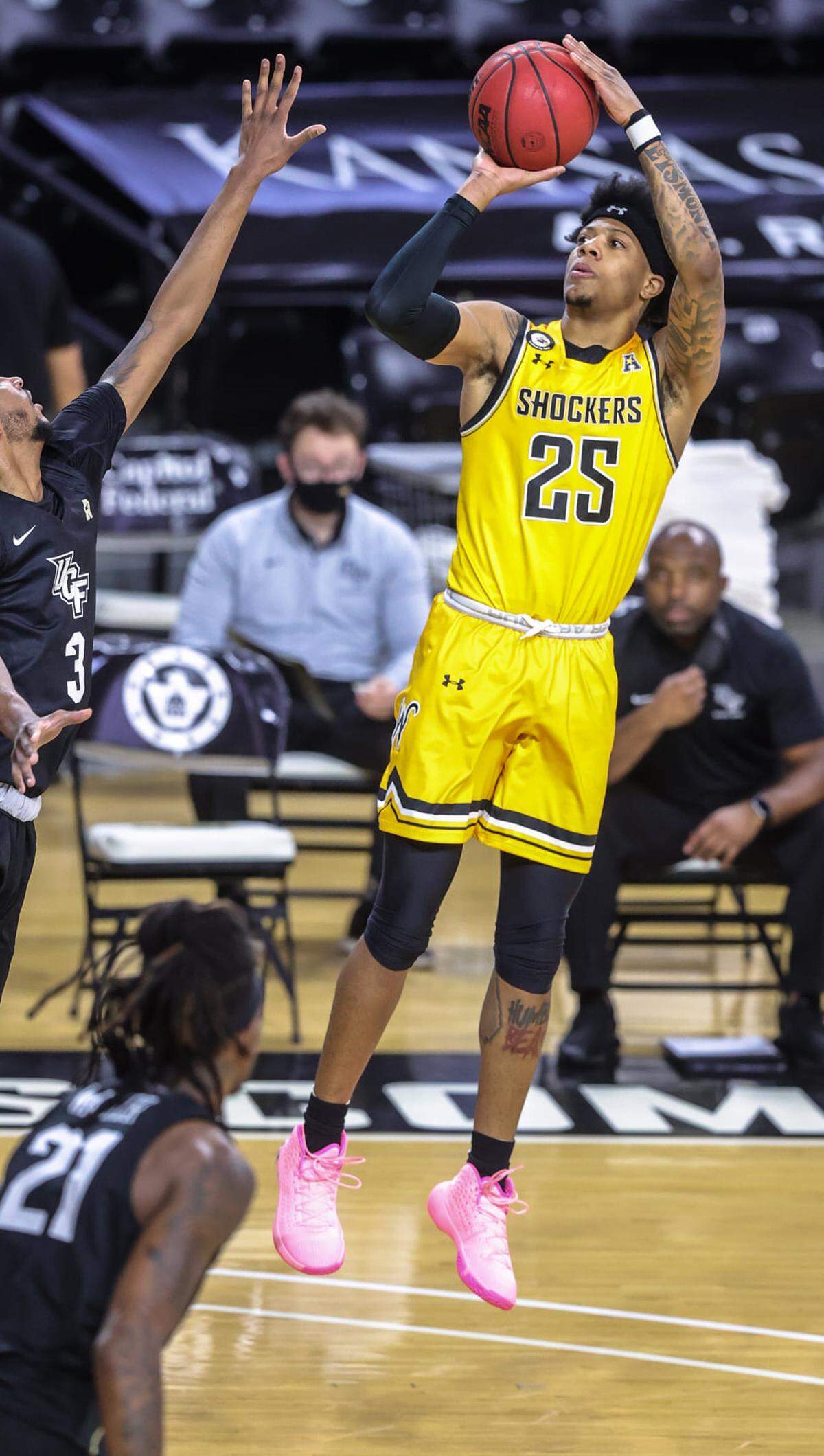 Clarence Jackson wore pink shoes for the first time this season to honor his mother, a breast cancer survivor, who was in attendance for last Saturday’s 93-88 win for WSU over Central Florida.