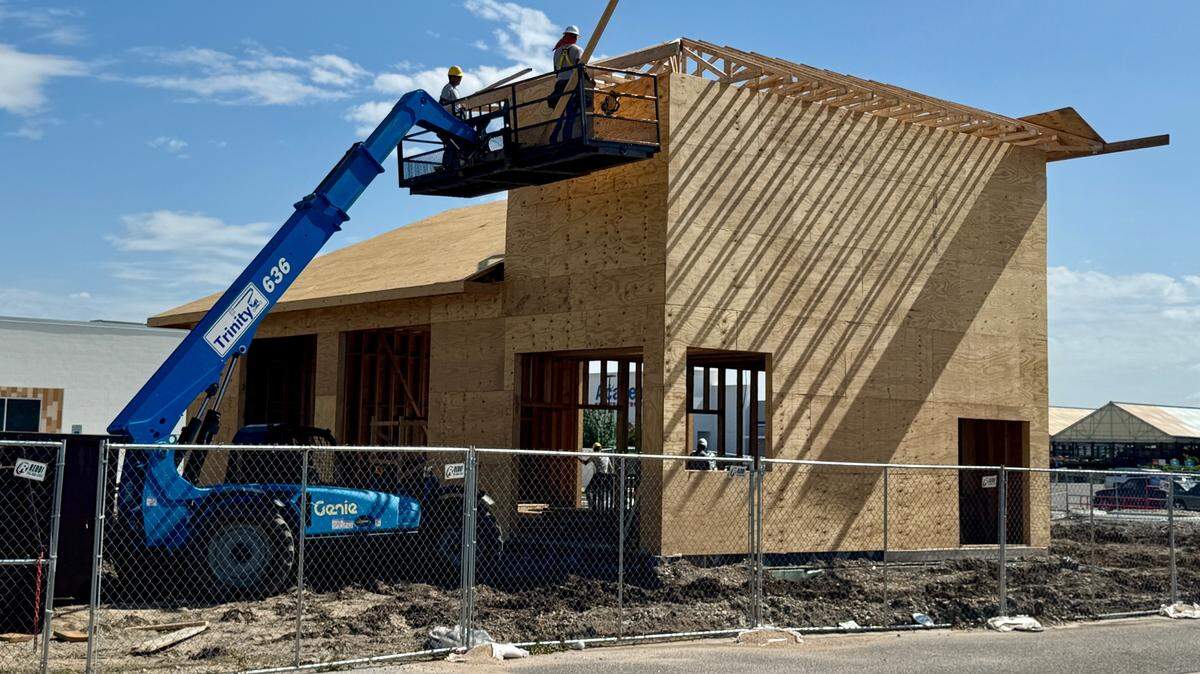 The new building going up next to the A&W on North Maize Road will be a Valvoline Instant Oil Change store with two service bays.