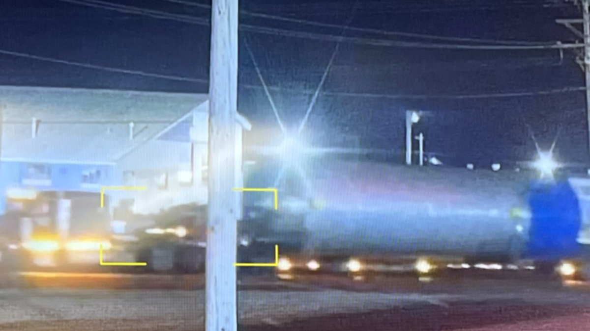 Tips sought to find vehicle involved in fatal Kansas wreck | Wichita Eagle