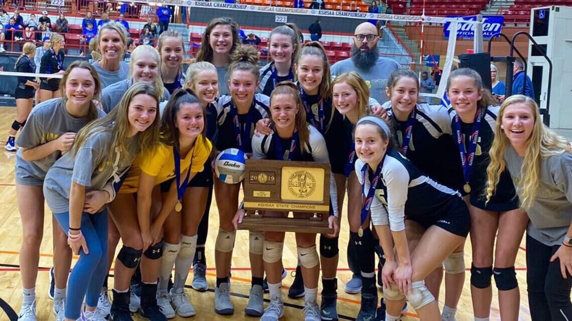 Blue Valley, in 6A, St. Thomas Aquinas, in 5A, win volleyball state championships