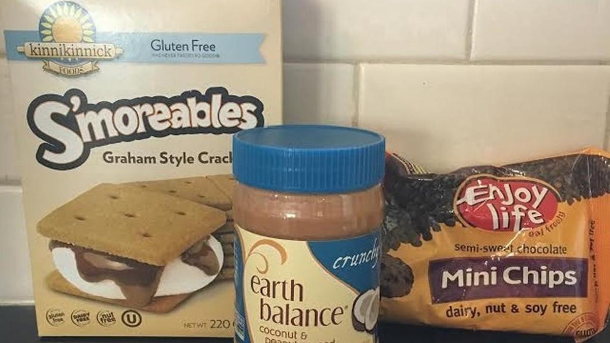 Use these ingredients to make some decadent dairy-free, gluten-free peanut butter cup bars.