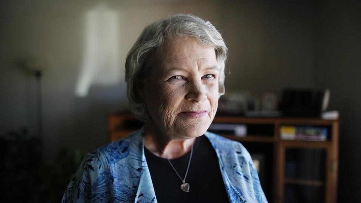 Brigitte Ponton had part of her upper right lung removed in August after she was diagnosed with stage 1 lung cancer. Ponton’s cancer was caught in its earliest stage, meaning she’ll have a better chance for survival.