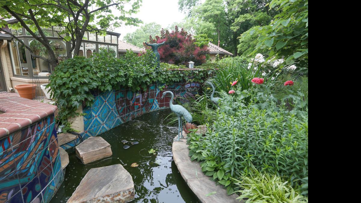 
Philip and Laura Knight’s backyard on Tara Lane in Vickridge is part of the garden tour this weekend.
