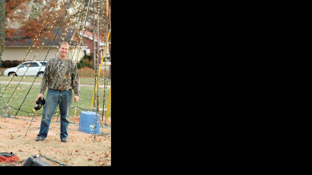 
Mark Marshall’s goals in putting up lights: being safe and saving time.
