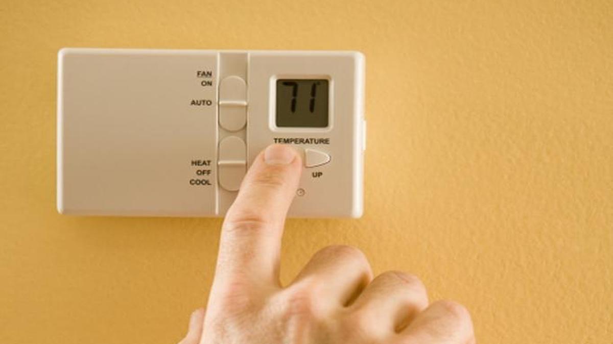 Turning the thermostat down while you sleep can have a big impact on your metabolism.