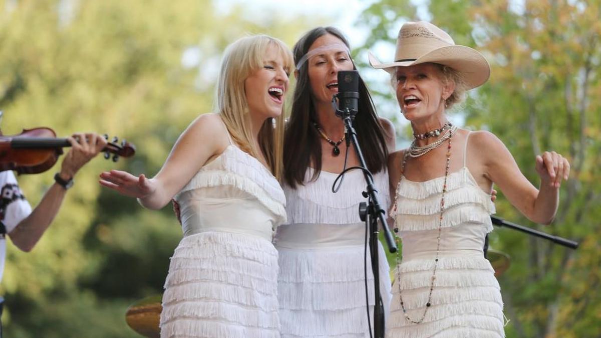The Cherokee Maidens will perform at the next Tuesdays on the Terrace at Botanica.