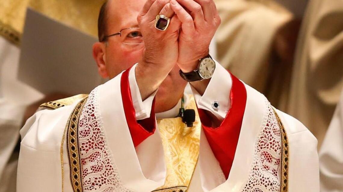 No gluten-free bread for Holy Communion, Vatican says