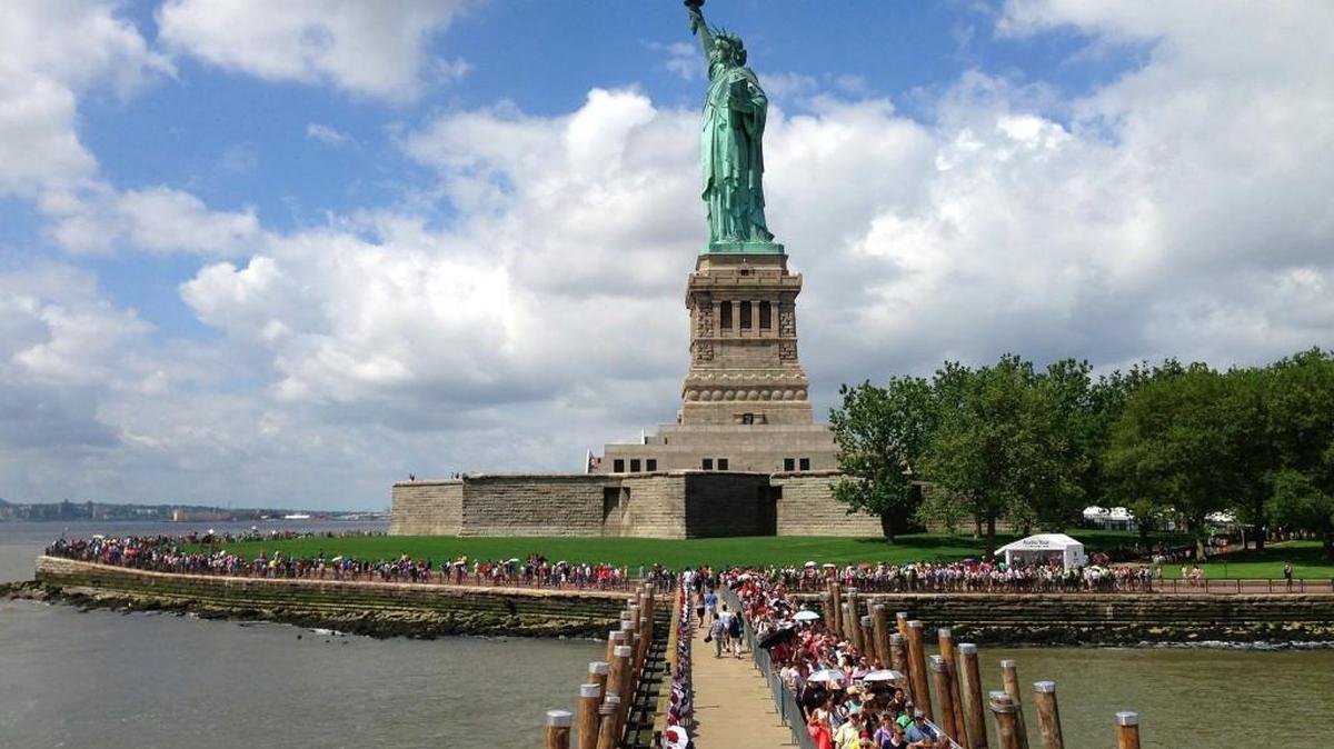 On the 12 acres of Liberty Island (formerly Bedloe’s Island), you can roam the museum inside the statue’s pedestal, ride an elevator (or climb 192 steps) to an observation balcony at the top of the pedestal; or stay below and graze at a cafe and browse in the gift shop.