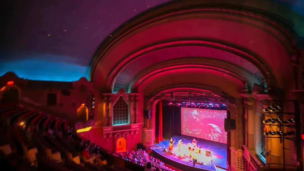 Jared Kolesar of Jared and The Mill entertains the crowd at the Orpheum. (May 28, 2014)