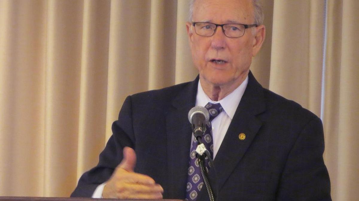 
Sen. Pat Roberts spoke to 120 people at a Wichita Metro Chamber of Commerce forum Wednesday at the Hyatt Regency Wichita.
