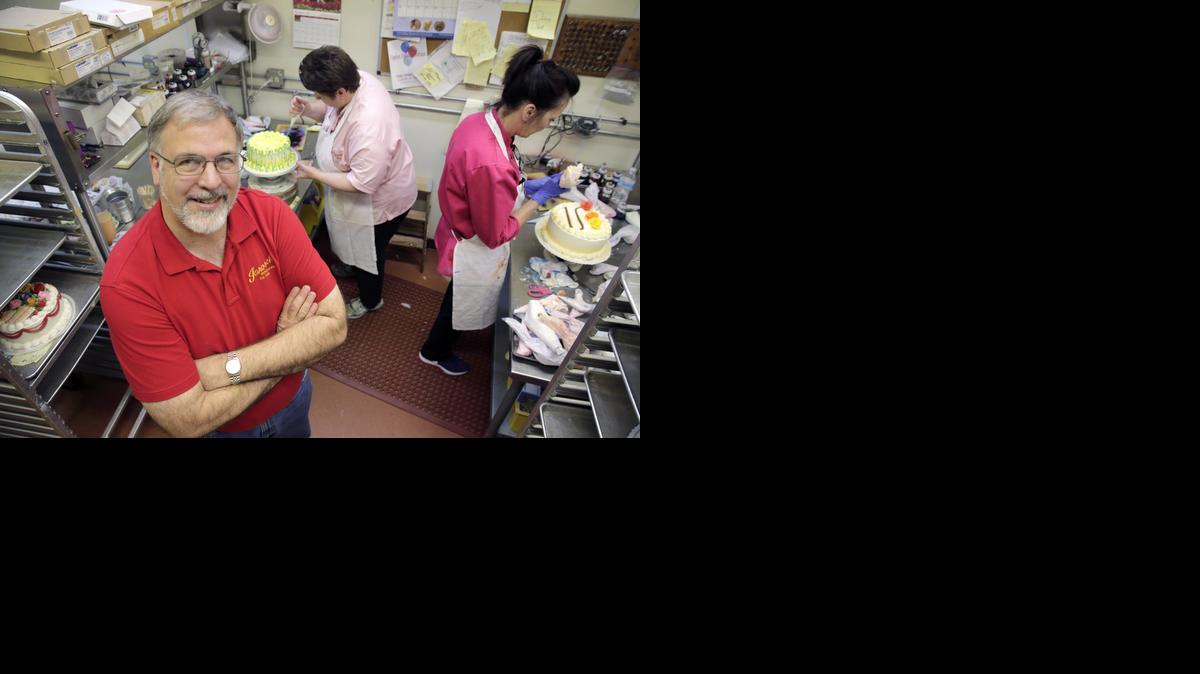 
Ken Jarosch, owner of Jarosch Bakery thinks he would have to raise prices and cut employees’ hours at his bakery in Elk Grove Village, Ill., if the state’s minimum wage is increased.
