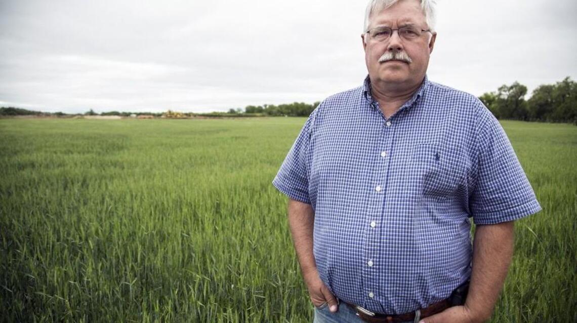 Storm clouds gathering over Kansas farms as income dips, land prices ...