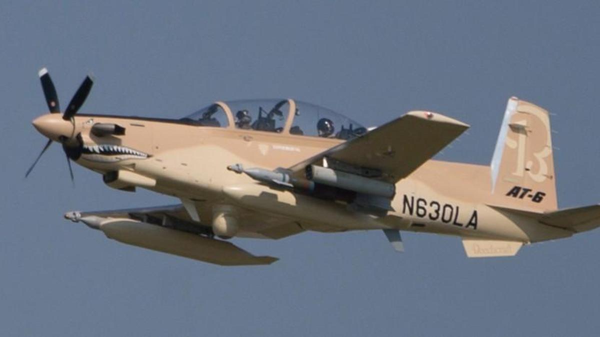 
The Beechcraft AT-6, the attack version of its T-6 trainer, makes its inaugural flight. (Aug 20, 2013)
