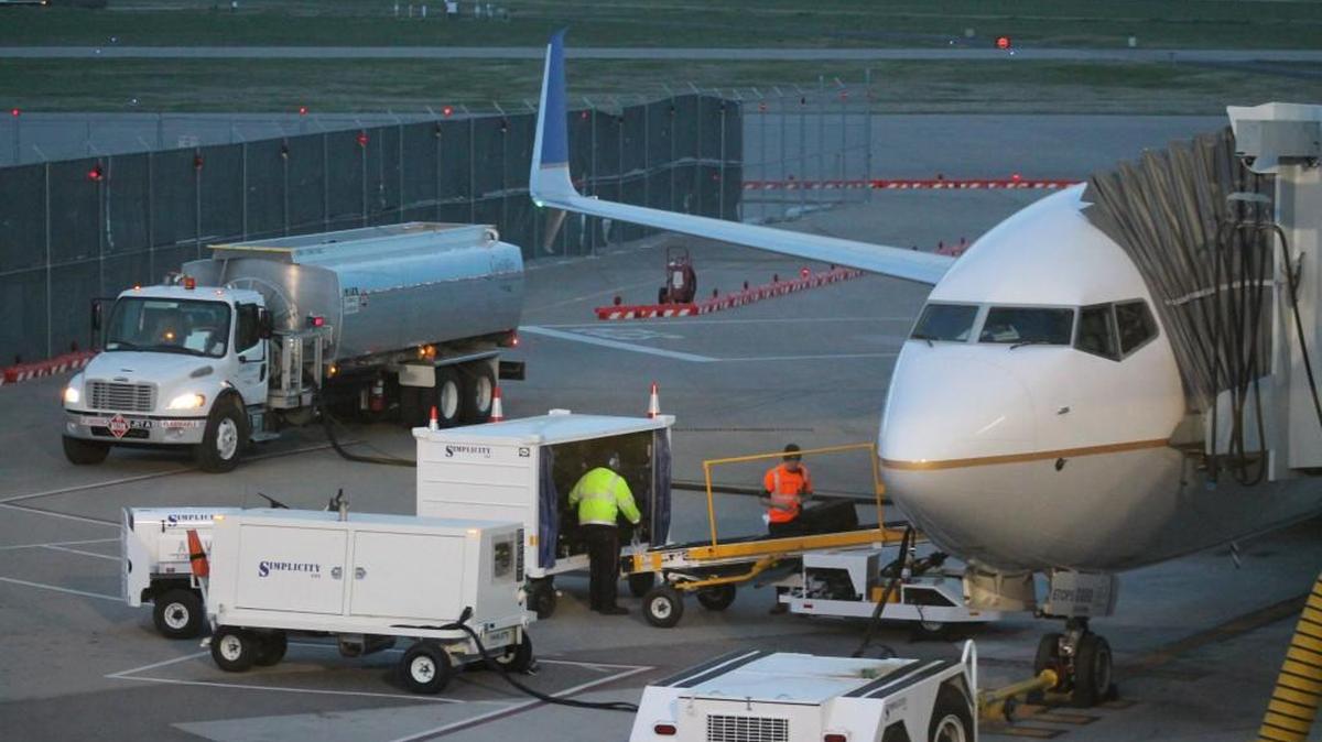 Crews load baggage aboard a United Airlines Boeing 737-900 at Wichita Eisenhower National Airport in April.