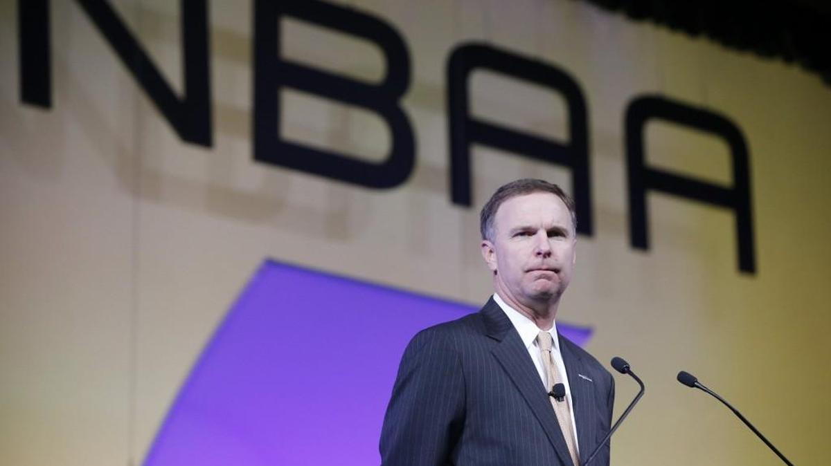 NBAA President and CEO Ed Bolen addresses those gathered at the general assembly for the start of the National Business Aviation Association’s 63rd annual convention at the Las Vegas Convention Center. (October 22, 2013)