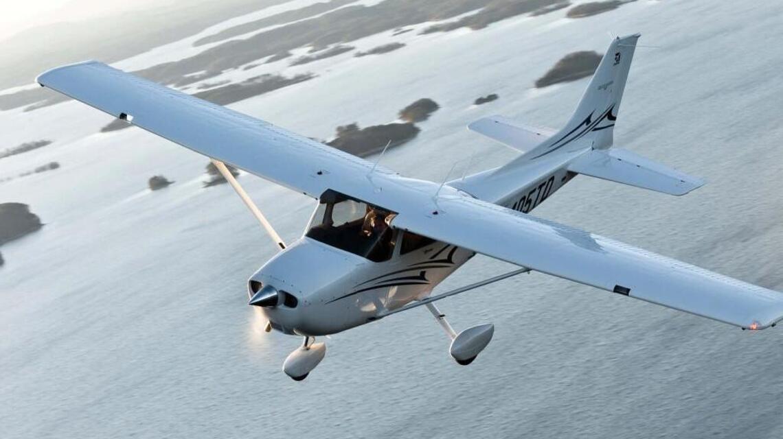 Iowa university to buy 11 new Cessna Skyhawk airplanes