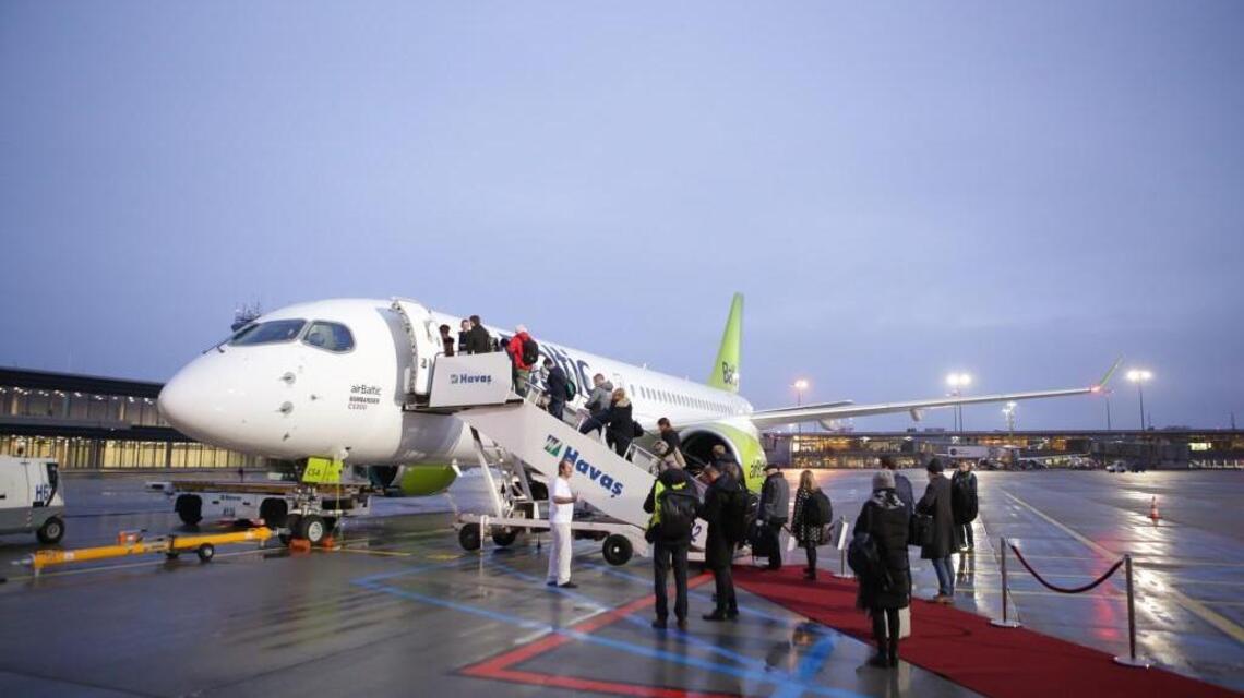 AirBaltic marks Bombardier CS300’s first revenue flight