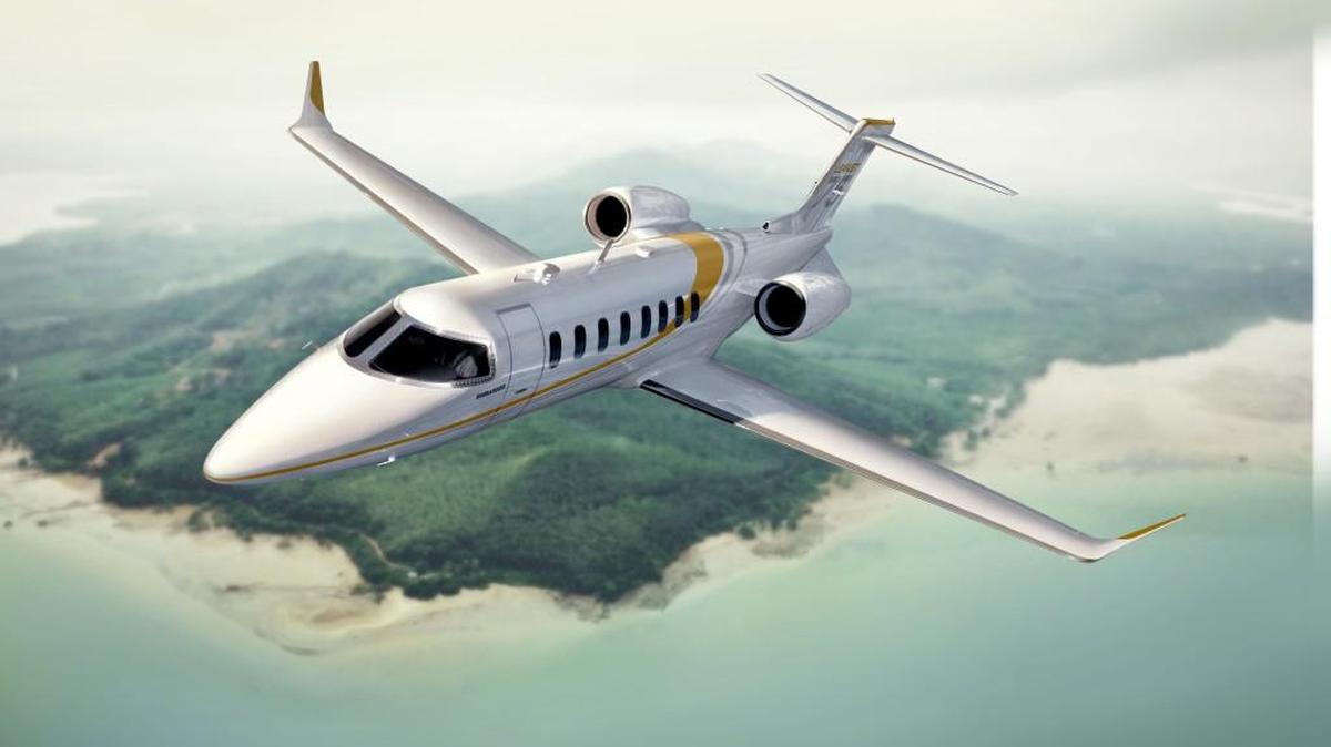 Bombardier Business Aircraft announced Monday that it has delivered its first Learjet 75 to a customer in Brazil.