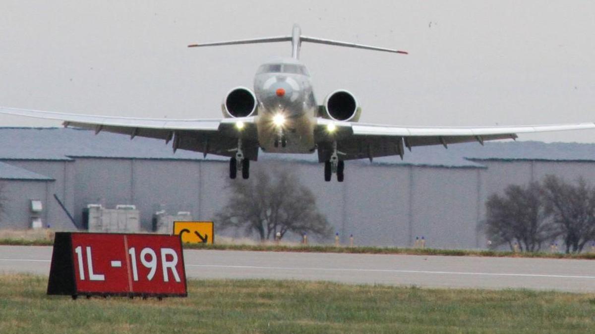 A Bombardier Global 7000 business jet lands on runway 1L-19R at Wichita Eisenhower National Airport in November 2016. Earth’s shifting magnetic poles are prompting FAA and airport officials to renumber Eisenhower’s three runways.
