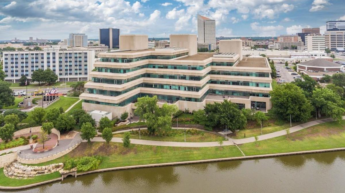 Birds Eye Holdings and Murfin have partnered as Delano Investment to purchase the Farm Credit Bank building at 245 N. Waco.