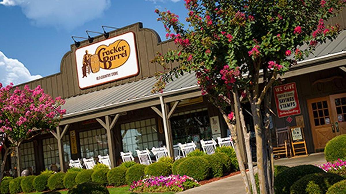 Cracker Barrel, a Tennessee-based chain known for its homestyle meals, is now hiring for positions at its soon-to-open restaurant at Kellogg and Ridge.