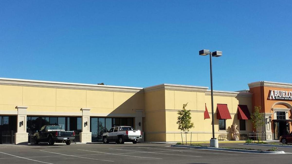 Cox Communications is opening one of its Solutions stores in the same center where Abuelo’s is, near Ridge and Maple in west Wichita. (Oct. 31, 2015)