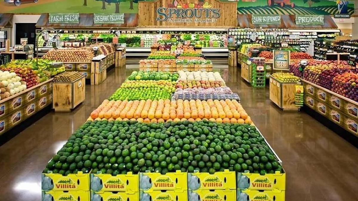 Sprouts Farmers Market is going to open at Piccadilly Square on Jan. 25.