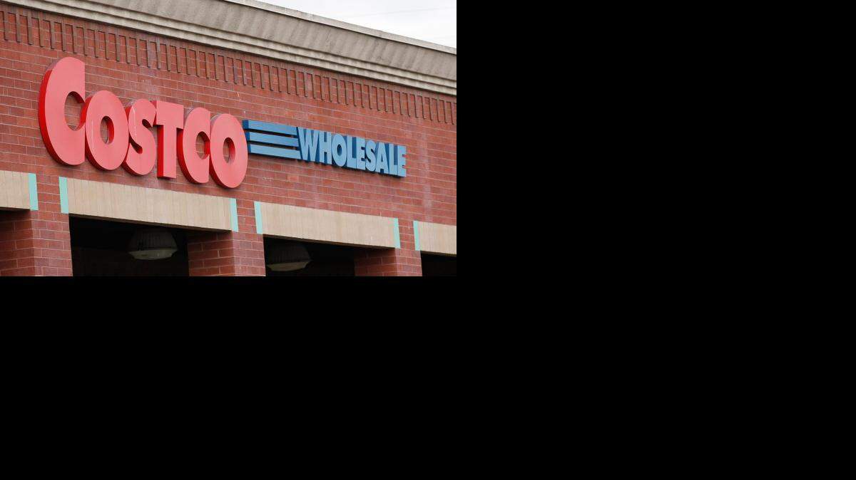 
It looks as if a Costco Wholesale store, such as this one in Los Angeles, may be coming to Wichita. (March 6, 2013)
