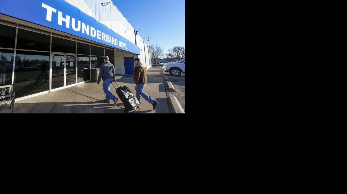 
Bowlers enter Thunderbird Lanes on South Oliver on Friday.
