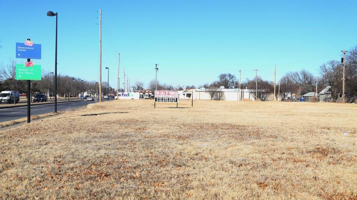 Lawyer and restaurateur Abdul Arif plans a new retail center connected to apartments at the northeast corner of Kellogg and Seneca. The first of three businesses for the retail center will be a Huddle House, which will make Arif’s second in the market after one under construction at Twin Lakes.