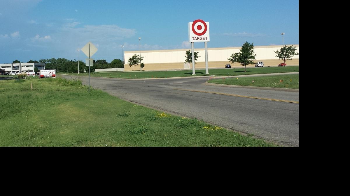 
Jason Madhu, who owns the Best Western Plus Eastgate Inn & Suites at 8300 E. Kellogg, is working on a deal for a hotel on University just off of Ridge Road. That’s just north of Kellogg and behind the Target on West Maple.
