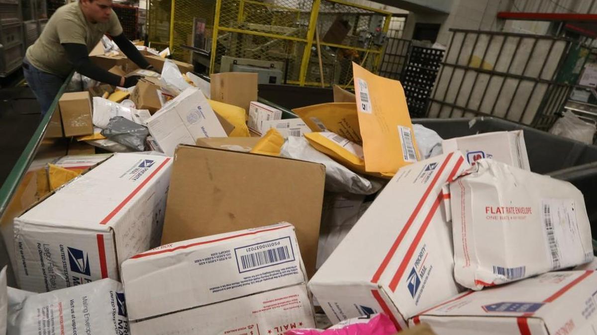Does a package ever arrive at your house that you did not order? The Federal Trade Commission says if you didn’t order it, you do not have to pay for it. You have the legal right to keep it as a free gift.