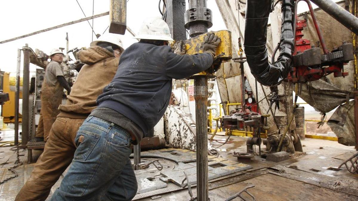 
Deckhands on a oil rig in Harper County. (Feb 7, 2012)
