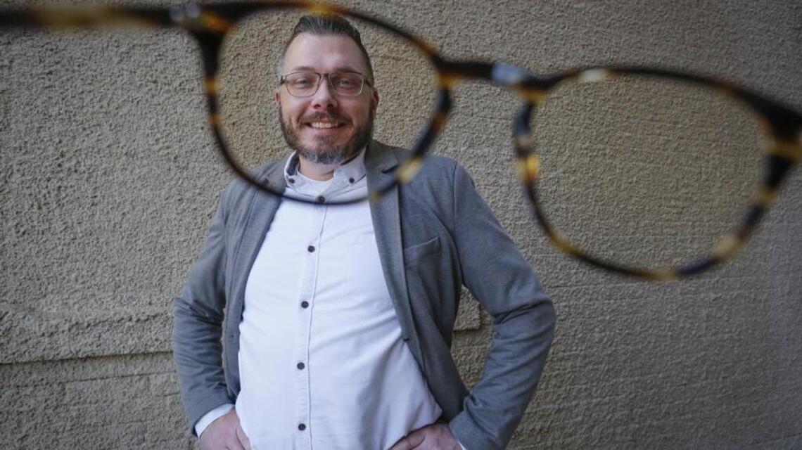Coming soon: Robotic eyewear selection by Wichita company