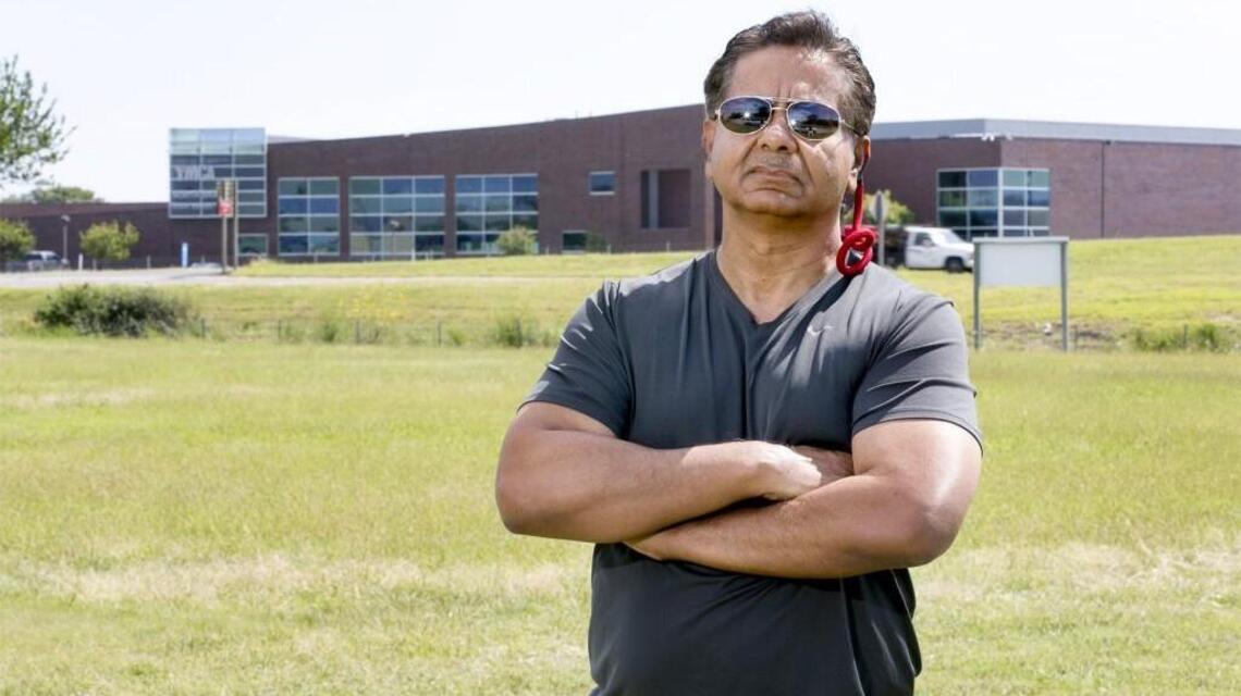 Entrepreneur to build apartments at Woodlawn and K-96