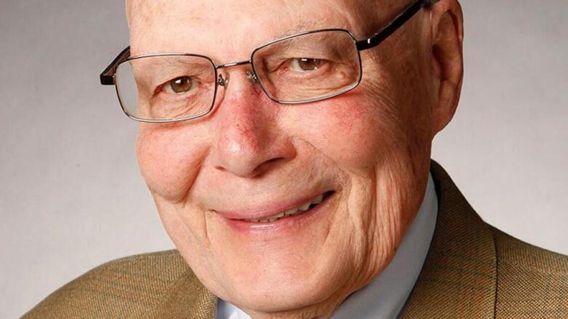 Real estate broker still going strong at 86