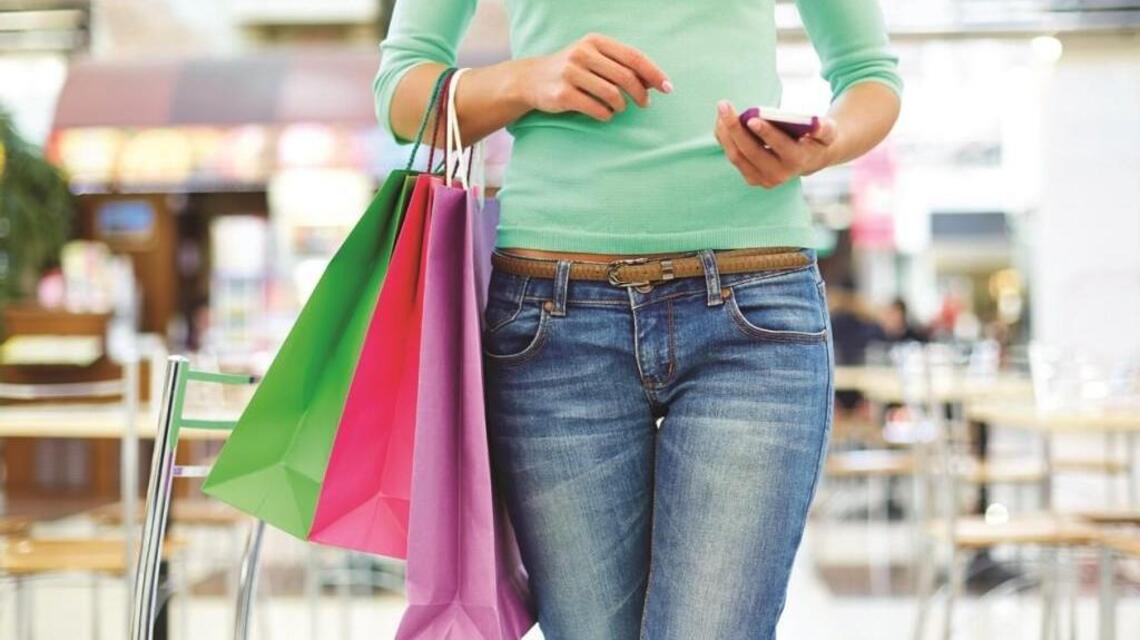 How to protect yourself from fake retail apps this holiday season