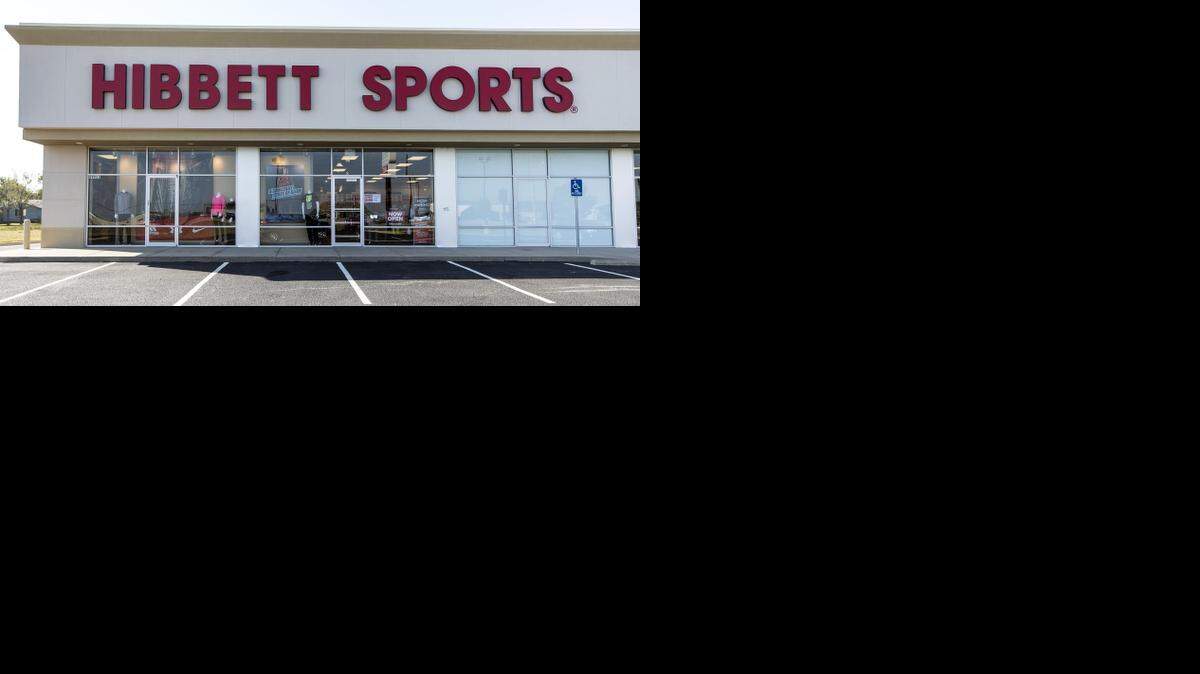 A new Hibbett Sports store will replace a Big Lots in Haltom City in October.