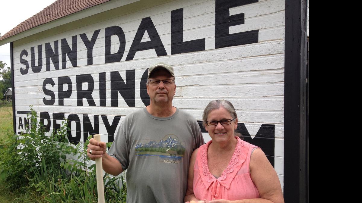 
Randy and Debbie Jackson operate Sunnydale Peony Farm in partnership with Randy’s family, while running Chisholm Creek Flowers on their own.
