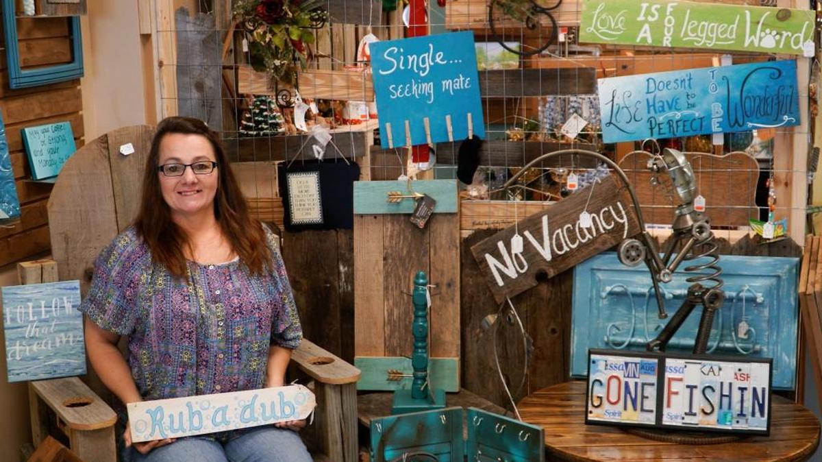 Deona Soderberg works at Things for That, owned by her daughter. The store sells crafters’ handmade items. (Aug. 10, 2016)