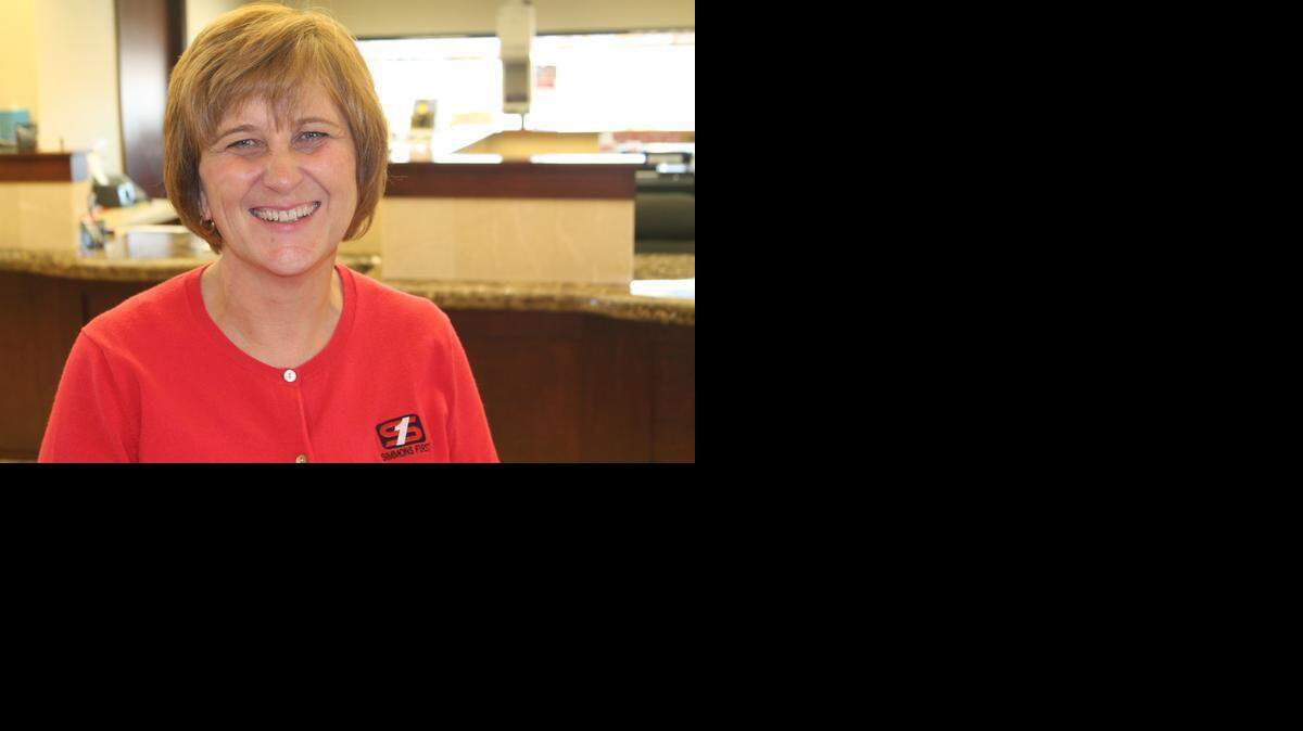 
Simmons First National Bank has promoted Andrea Scarpelli to regional executive and senior credit officer for Kansas. In her new role, Scarpelli, previously Wichita community president, will oversee the bank’s other offices in Salina and Johnson County.
