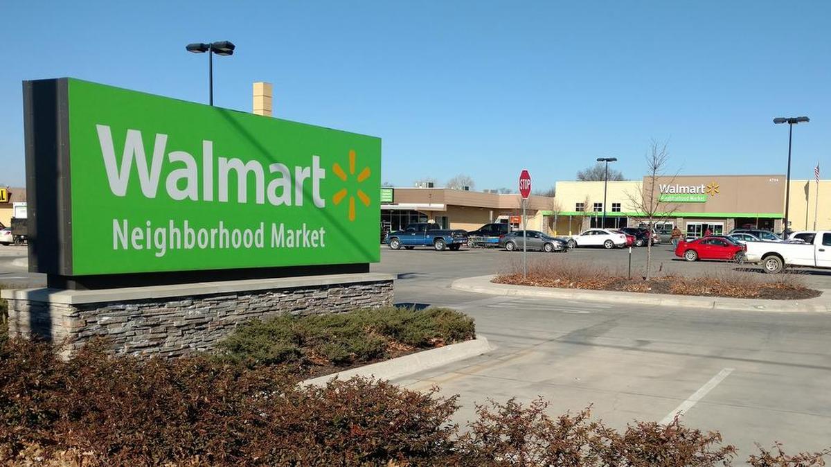 The Walmart Neighborhood Market at 13th and Oliver will be closing Thursday.