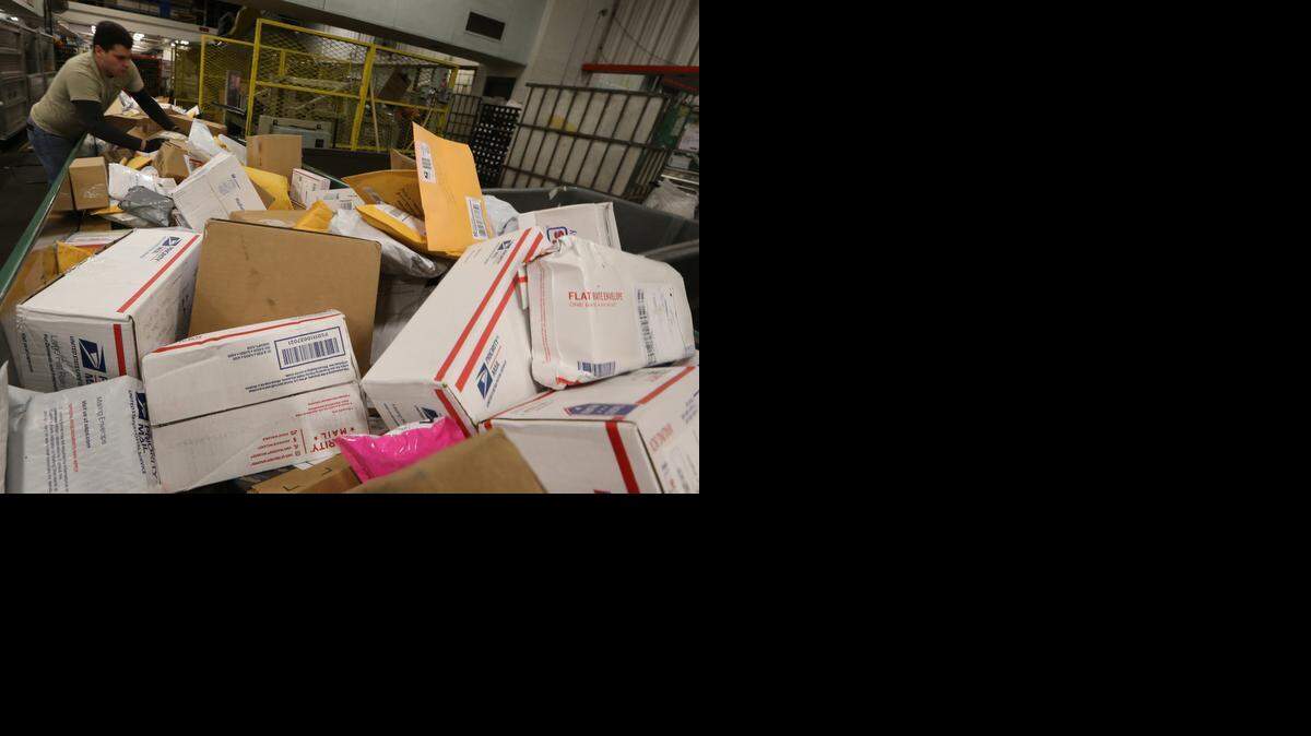 
Thousands of packages from across the country with destinations in Wichita start their trip through the distribution center. (Dec. 11, 2013)
