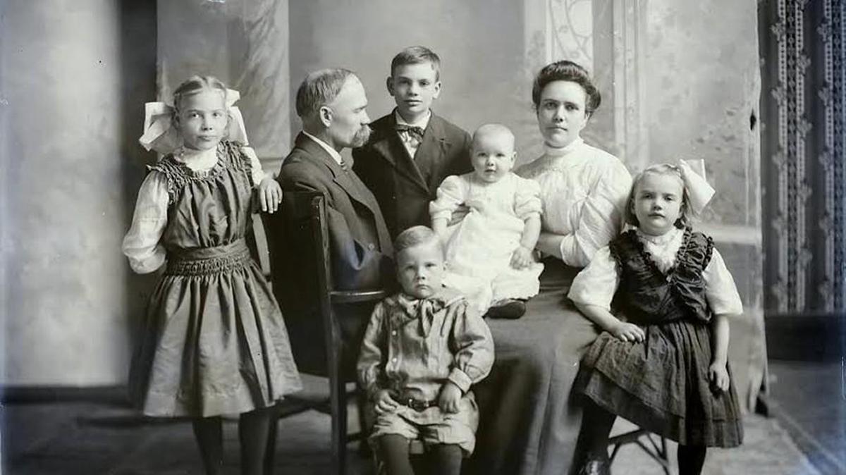 From 1900 to 1986, the W.R. and Mary Gray family ran a photo studio in St. John. Their photos depicted everyday life in Stafford County. Here, the Grays are surrounded by their five children.