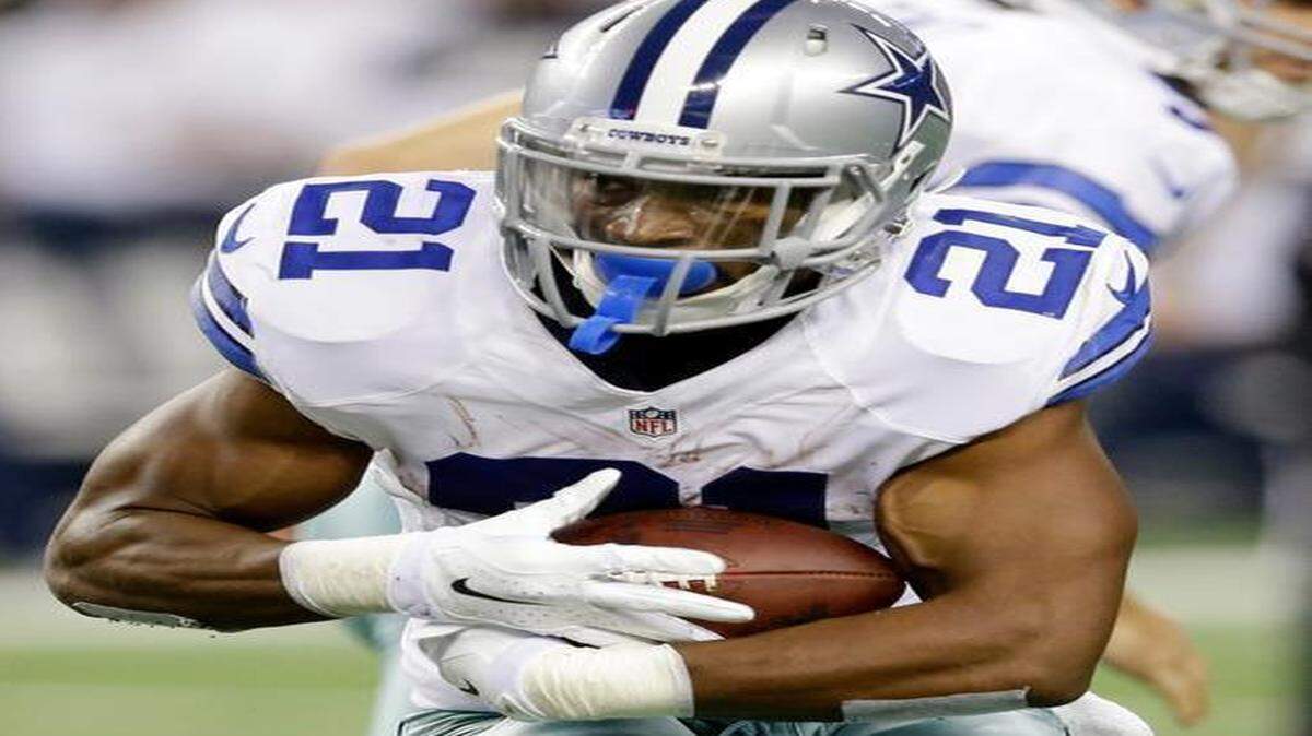 
Wichita police said Friday that they have dropped a marijuana possession charge lodged against Joseph Randle earlier this week. Police, though, said they are continuing to investigate the incident.
