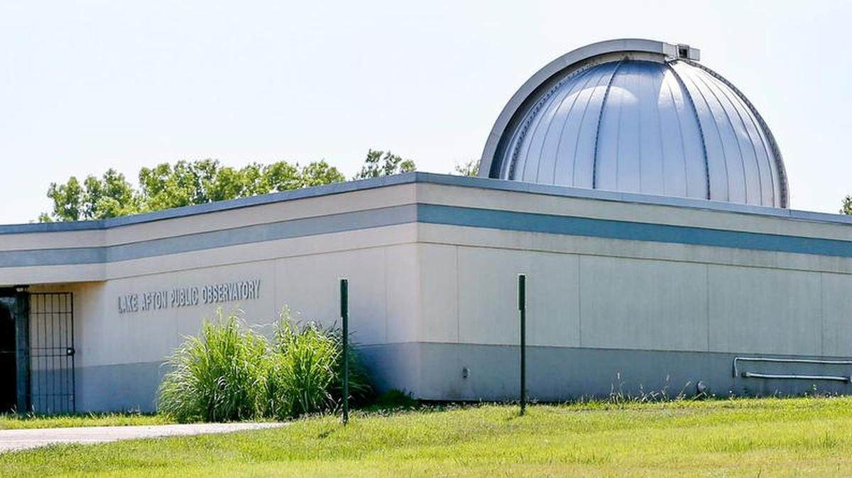 
The Lake Afton Public Observatory is set to close after its final program on Aug. 22. (July 14, 2015)
