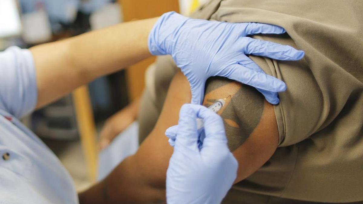
On Sept. 26 from 9 a.m. to 1 p.m., Operation Immunization: Wichita will give away free flu shots at GraceMed, 1122 N. Topeka; the two Guadalupe Clinics, 940 S. St. Francis and 2825 S. Hillside; and at the Lord’s Diner, 520 N. Broadway.

