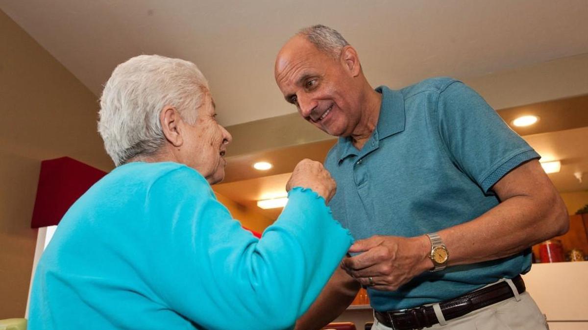 Former U.S. Surgeon General Richard Carmona (2014)