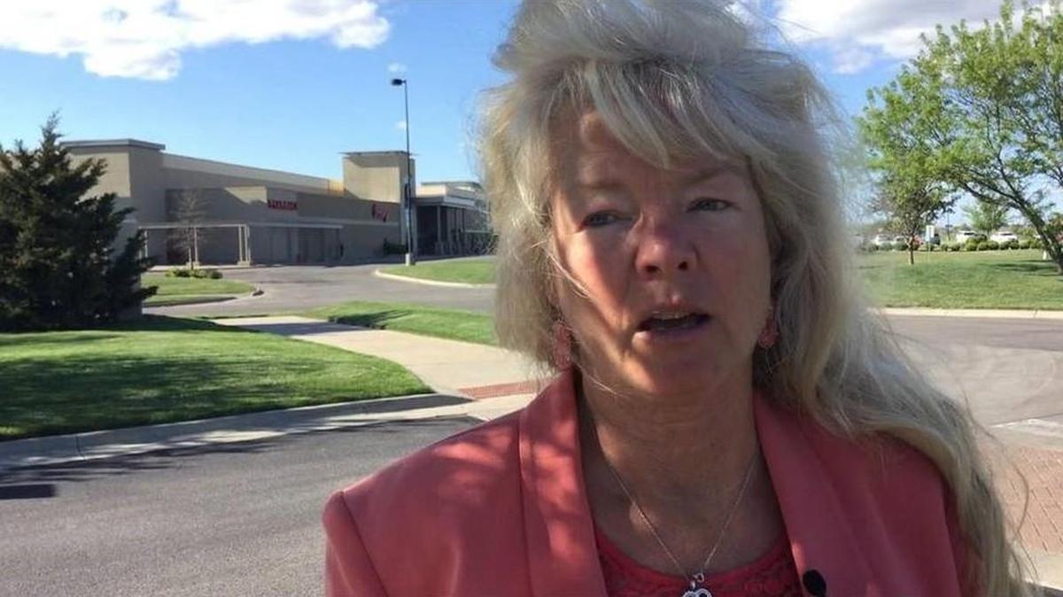 Vivian Lowe says she’ll still shop at Target, although she opposes the store’s transgender-friendly restroom and fitting-room policy.