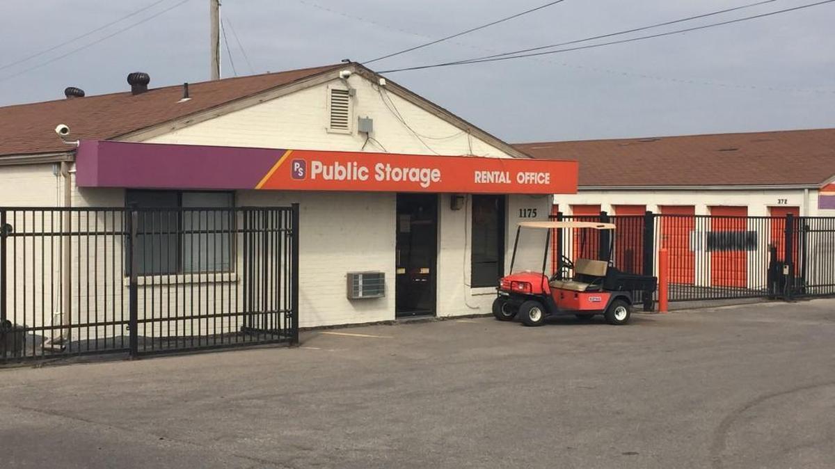 A Wichita woman said nearly two dozen valuable pieces of art were stolen from her unit at Public Storage on South Rock Road this week. (March 14, 2017)